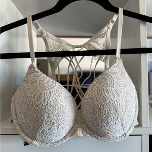 Victoria's Secret Very Sexy Push-Up White Lace Bra